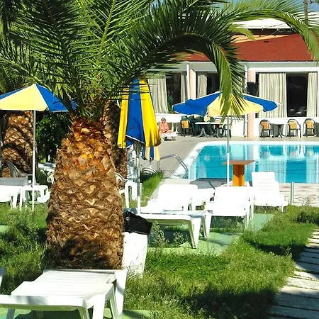 Captains De Luxe 3*