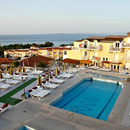 Captains De Luxe Resort Argassi