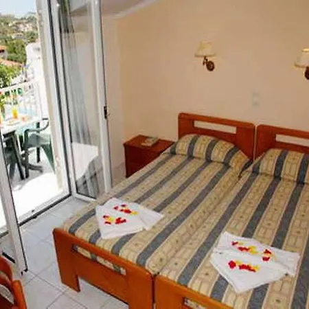 Captains De Luxe Θέρετρο 3*