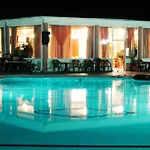 Captains De Luxe Resort 3*