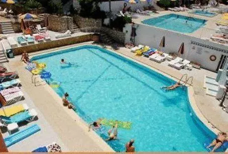 Captains De Luxe Argassi