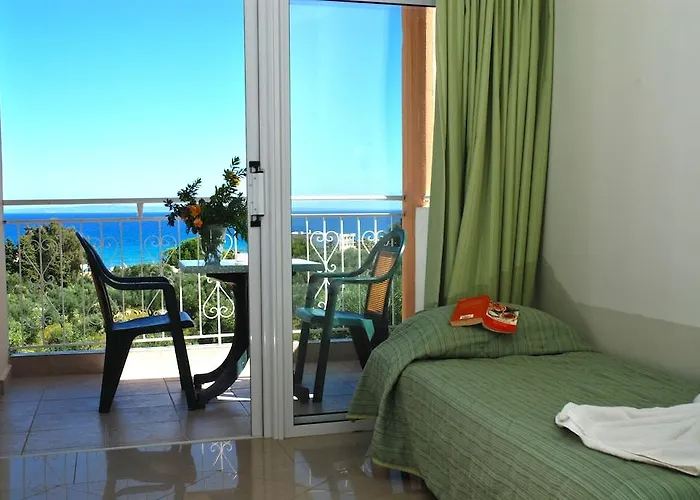 Captains De Luxe Resort