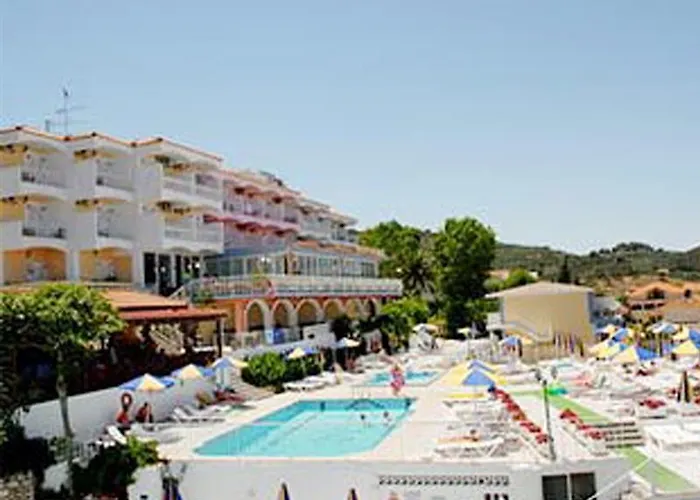 Captains De Luxe 3*