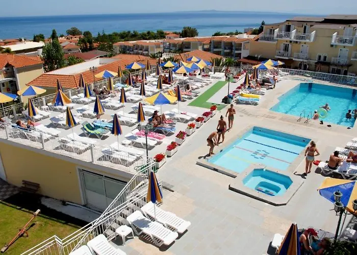 Captains De Luxe 3*