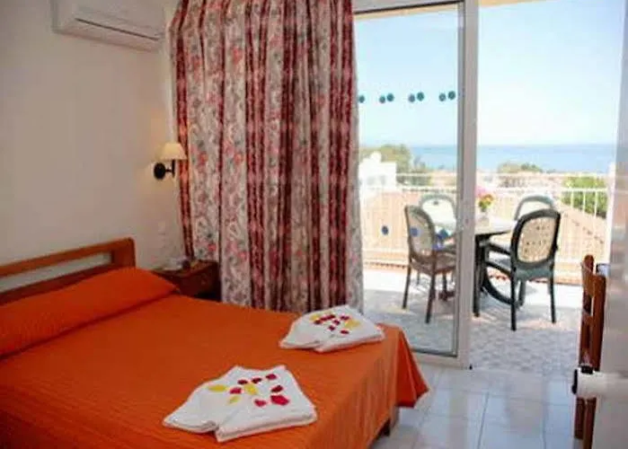 Captains De Luxe Resort Argassi