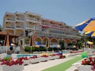 Captains De Luxe 3*